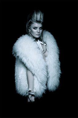 Beauty Photography by TOMAAS | Daily design inspiration for creatives ...