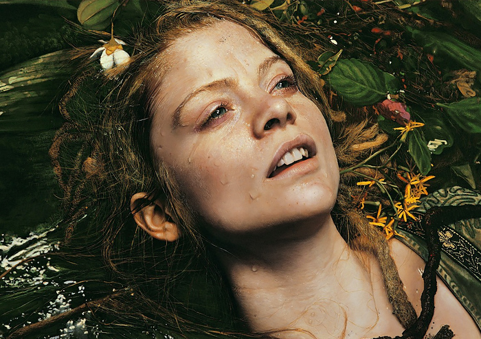 Hyper Realistic Paintings Of Women By Yigal Ozeri Daily Design Inspiration For Creatives Inspiration Grid