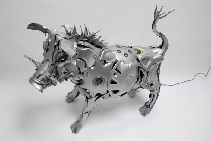 Hubcap Creatures: Recycled Sculptures by Ptolemy Elrington | Daily ...