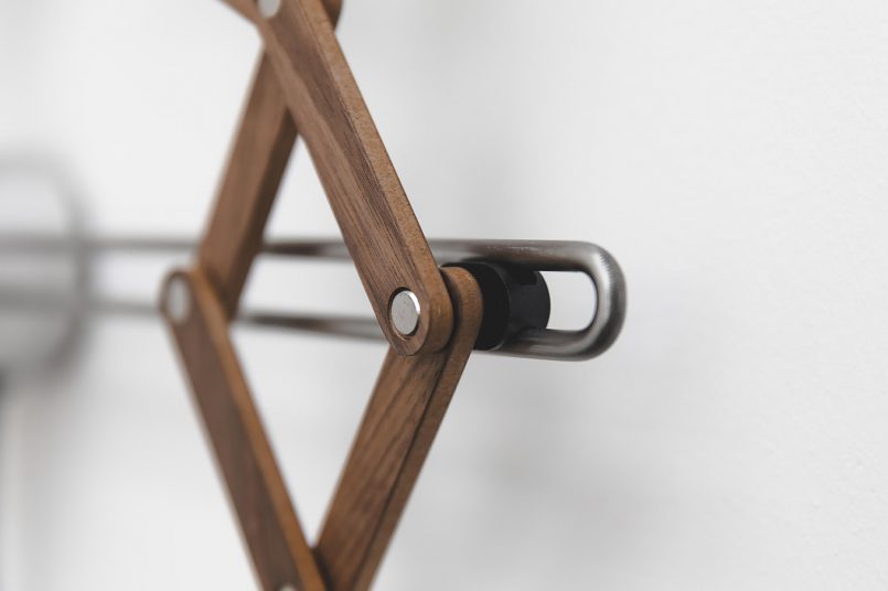 Solstice: Kinetic Clock by Animaro | Daily design inspiration for ...