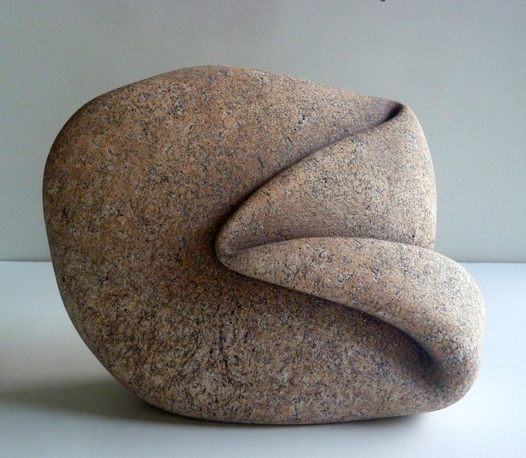 Fluid Stone Sculptures by José Manuel Castro López, Daily design  inspiration for creatives
