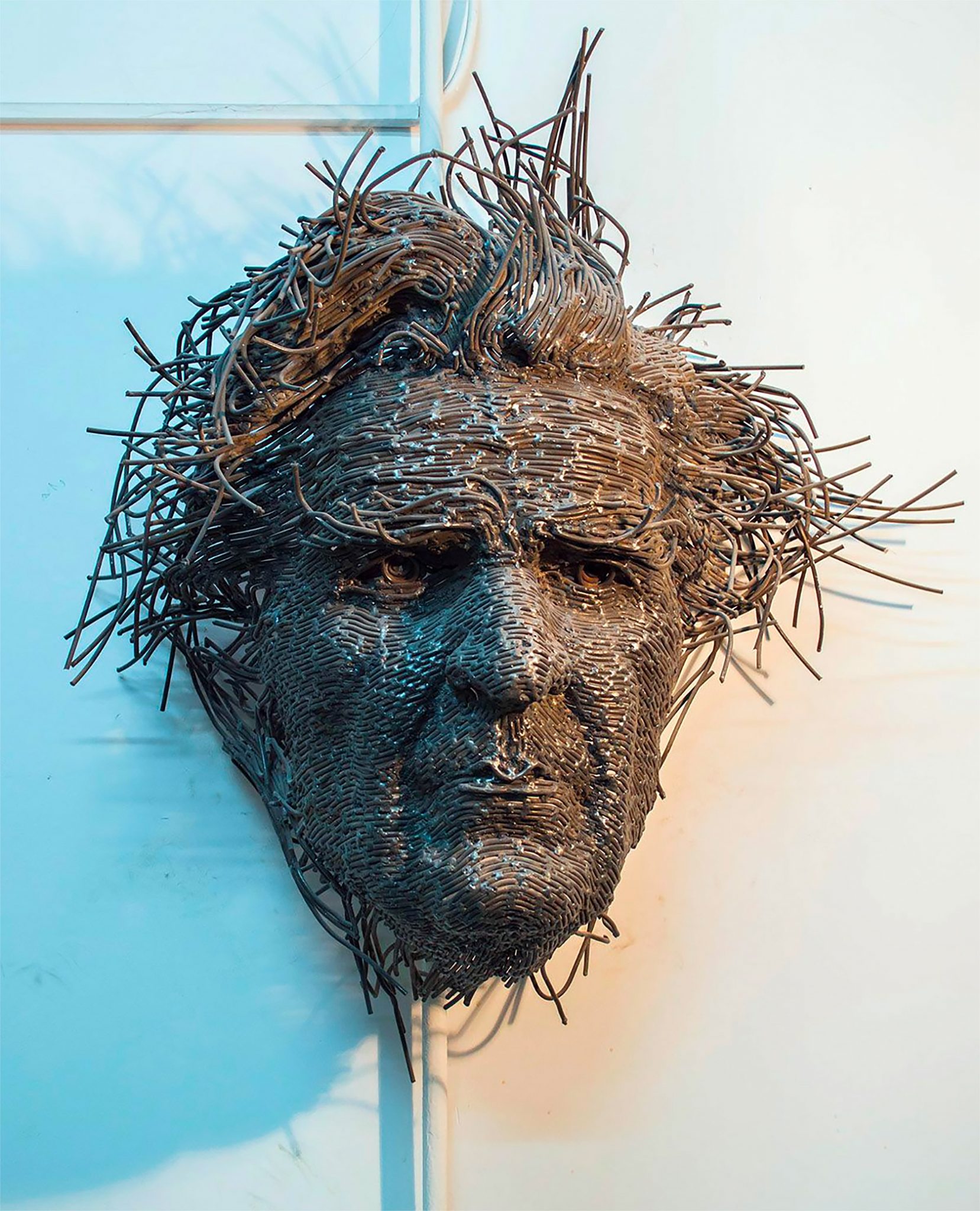 Metal Wire Sculptures by Darius Hulea Daily design inspiration for