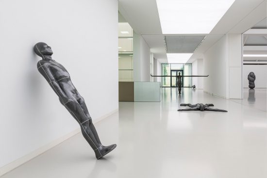 Thought-Provoking Figurative Sculptures by Antony Gormley | Daily ...