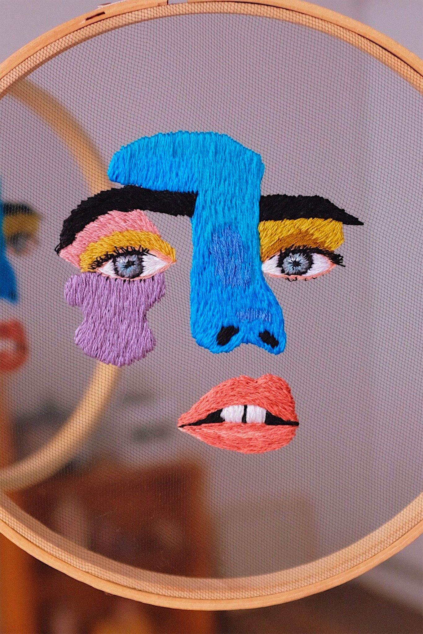 Contemporary Embroidered Portraits by Elena Obando | Daily design ...