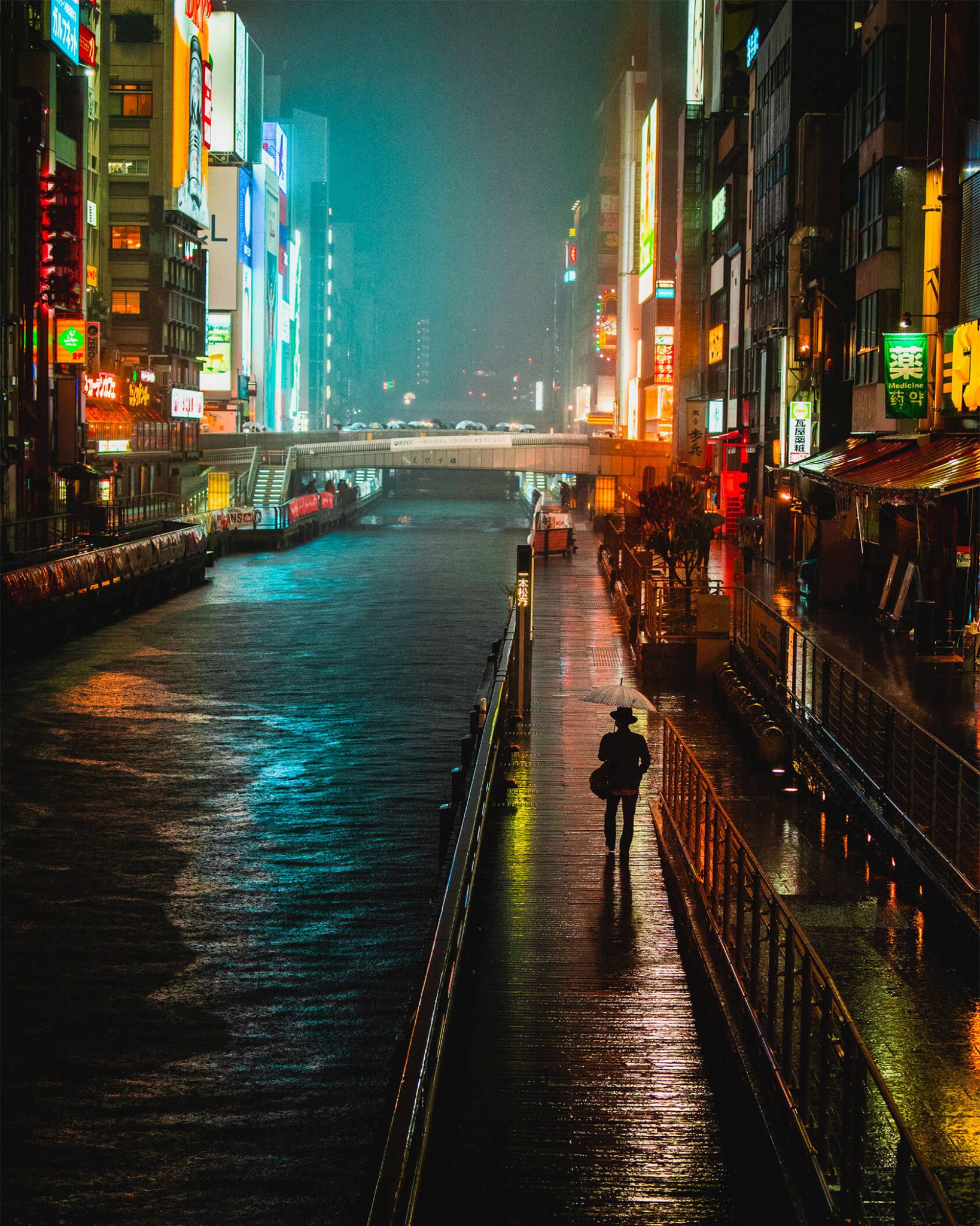 Reflective City: Photo Series by Omi Kim | Daily design inspiration for ...