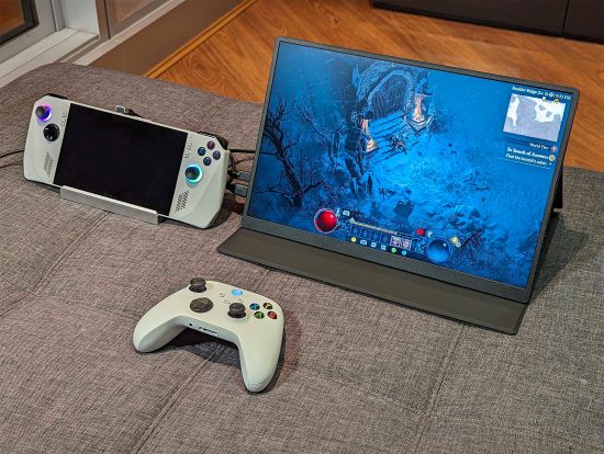 Uperfect Uplays C2 Review: A 16-inch 120hz Portable Gaming Monitor With 