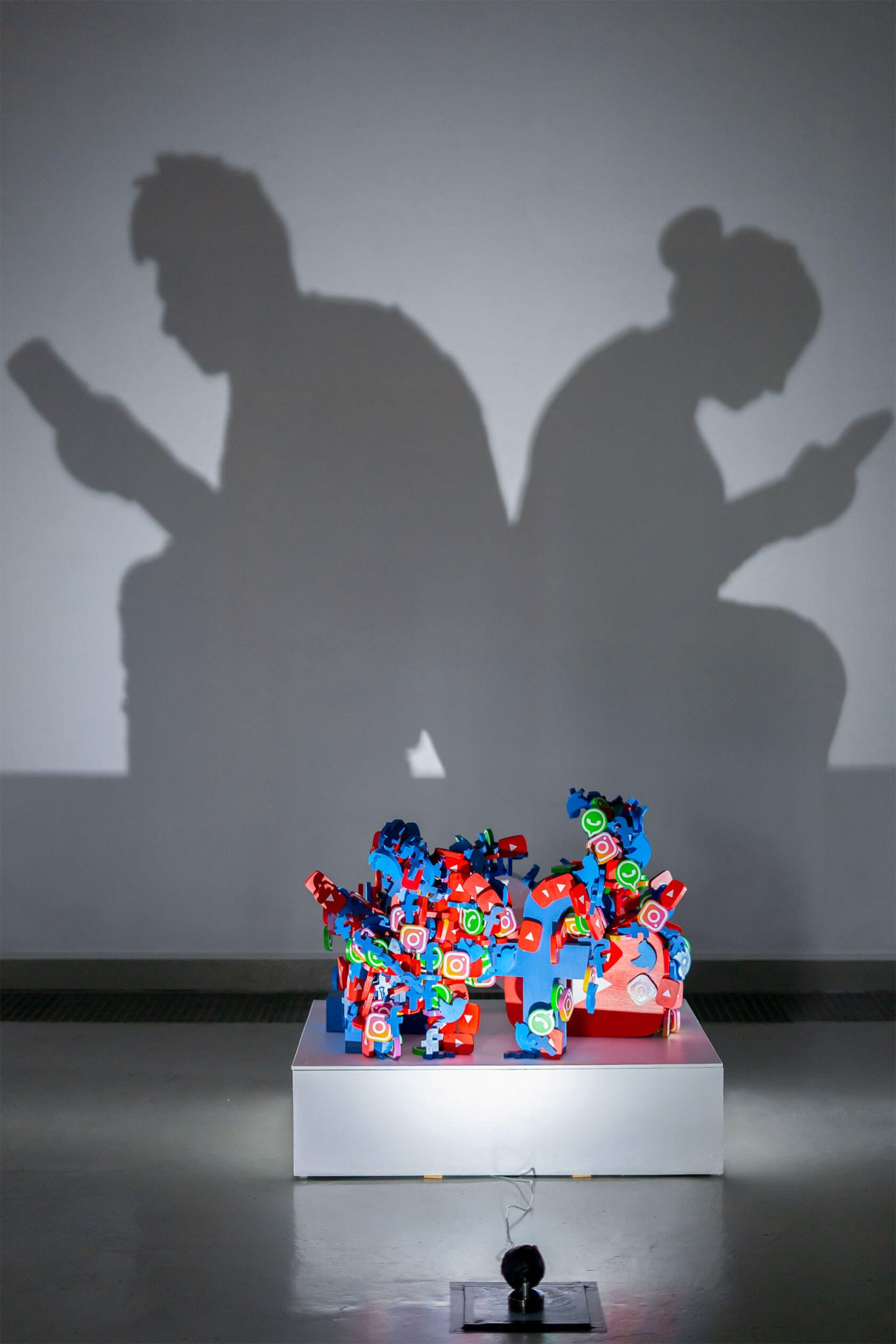 Amazing Shadow Art by Anni Laukka | Daily design inspiration for ...